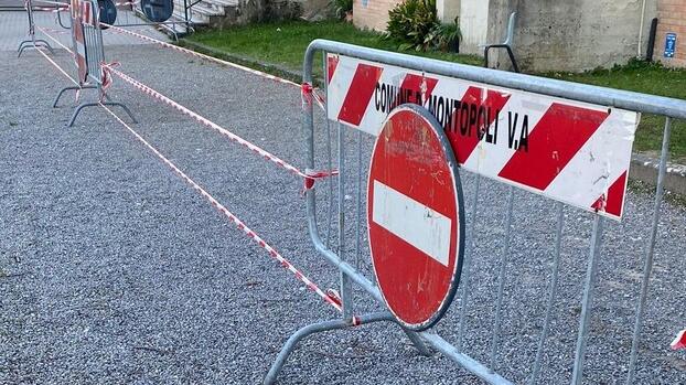 Montopoli, è allarme infiltrazioni al Galilei: «Rigonfiamenti sulla facciata»<br>