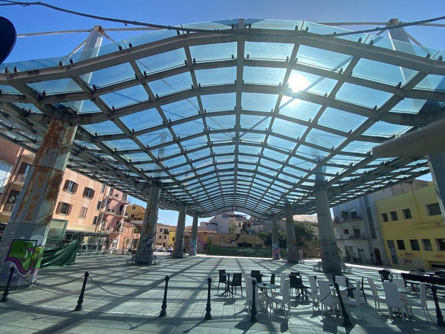 
	Piazza Mercato a Olbia&nbsp;

