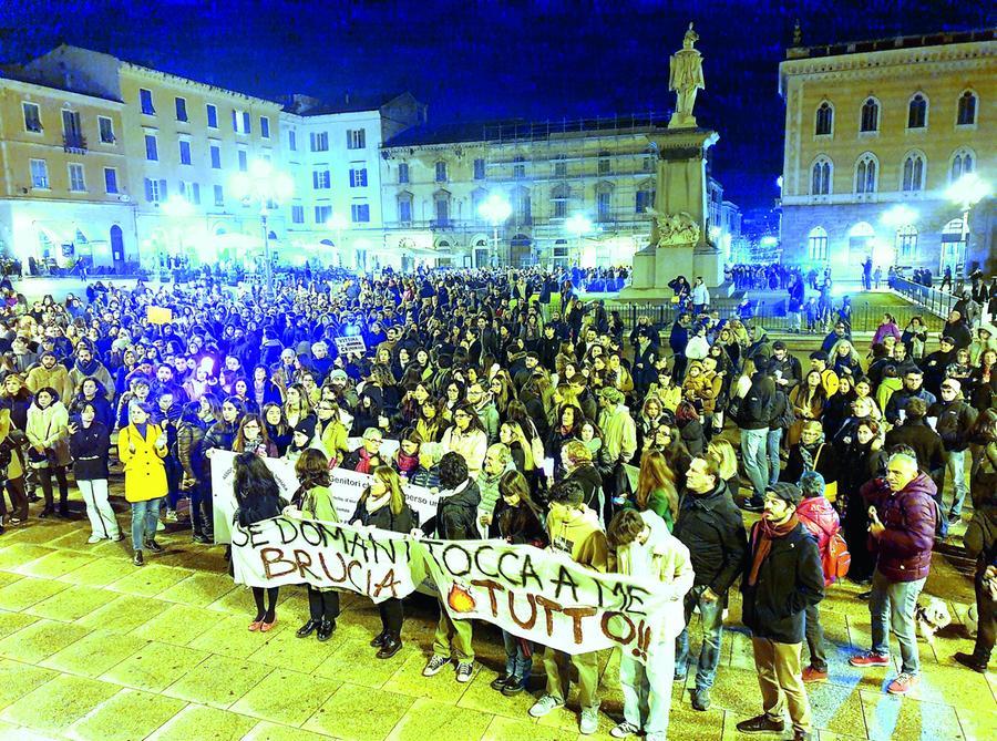 La strage delle donne, una lunga scia di sangue e di dolore