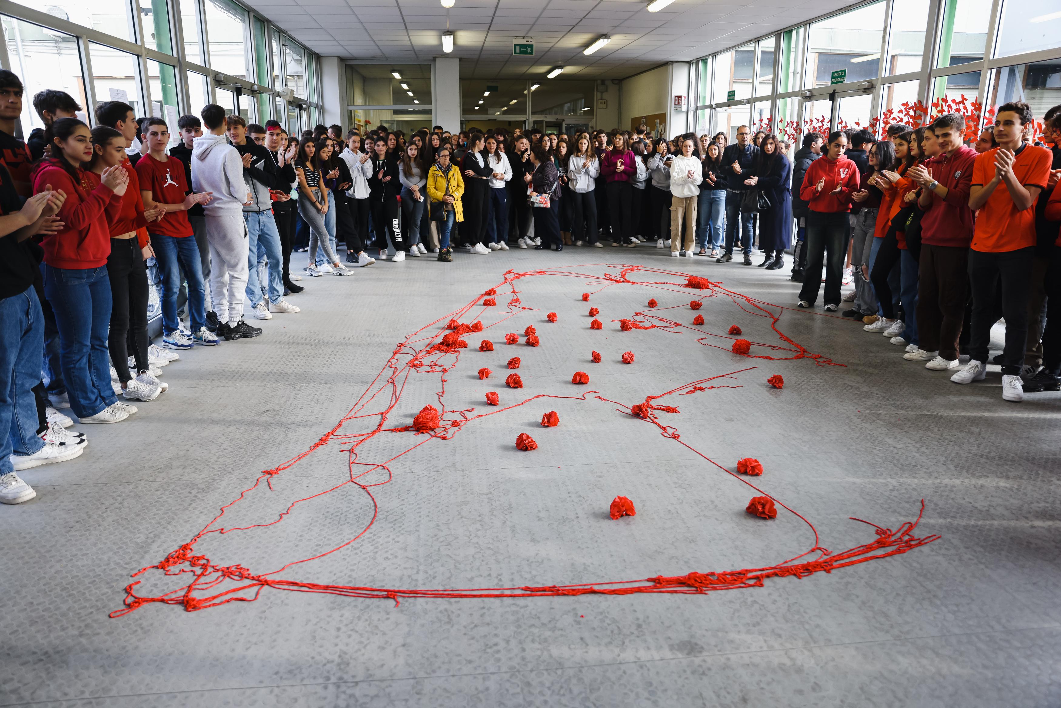 Violenze sulle donne, poi ci chiediamo: ma perché non finisce? I motivi