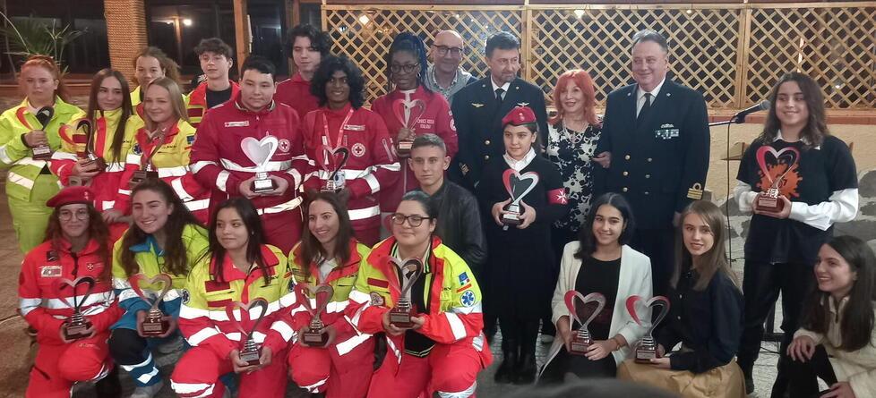 Livorno premia 21 giovani volontari in campo per gli altri. Ecco chi sono<br>
