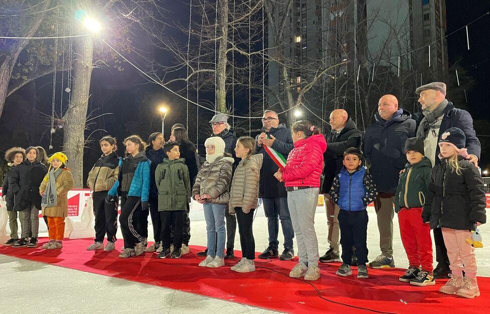 Ferrara, al via il Winter Park Pista di pattinaggio e torre panoramica
