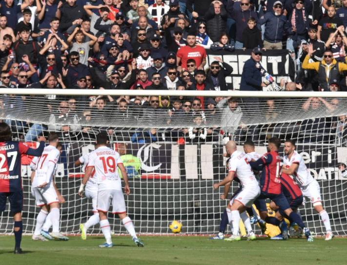 
	L'1-0 di Alberto Dossena nel primo tempo<em> (foto Mario Rosas)</em>

