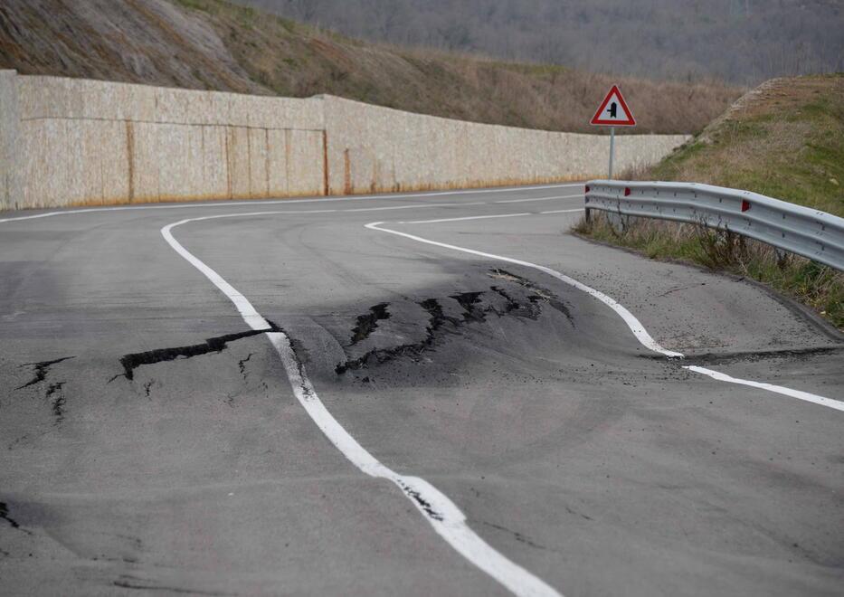 Volterra, nuovo cantiere per la variante: è la strada inaugurata e mai aperta<br>
