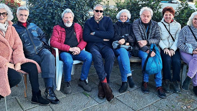 Da sinistra, i residenti di San Lorenzo Cristina Stilli, Dino Malvaso, Valerio Maraviglia, Carlo Mariani, Michela Bacci, Joachim Volter, Stefania Zarri e Daniela Bernardi