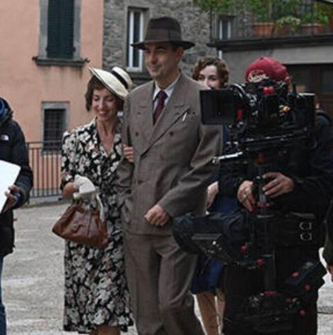 Lucca, Marcorè e il dovere della memoria:«L’orrore contro gli ebrei non va dimenticato»