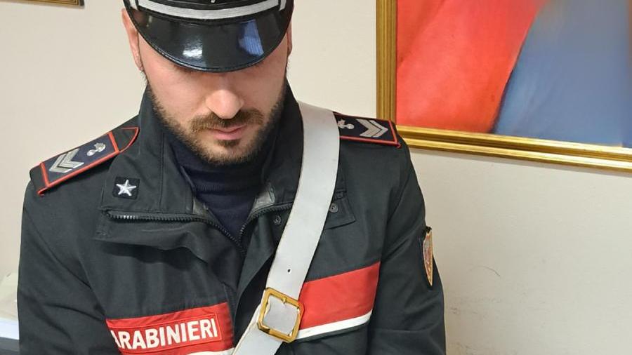 Reggio, entra in tribunale con un coltello: fermato e denunciato dai carabinieri