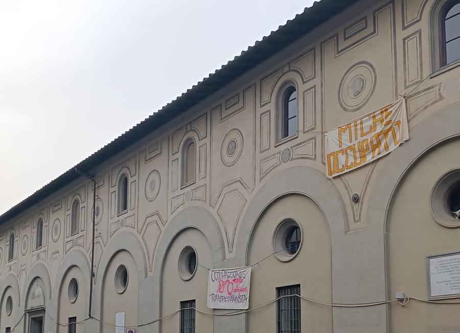 Firenze, occupato il liceo classico Michelangiolo: protesta contro il patriarcato e il sistema scolastico