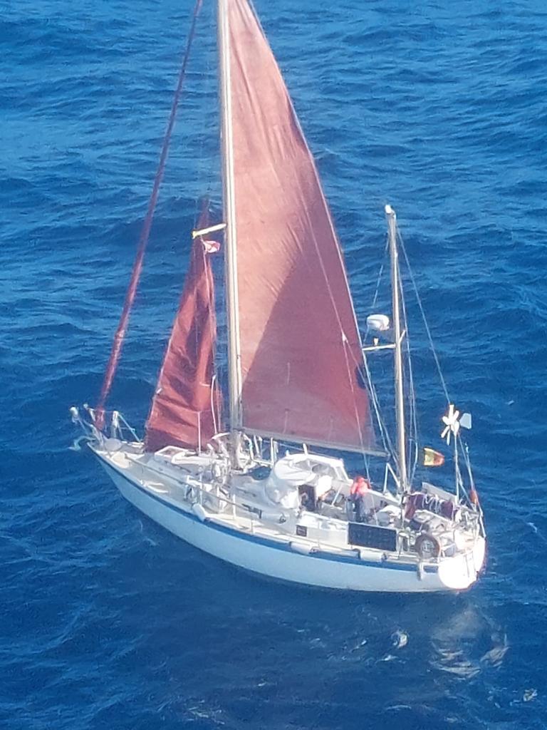 Allarme per due diportiste in barca a vela che non davano più notizie: salvate dalla Guardia costiera di Cagliari