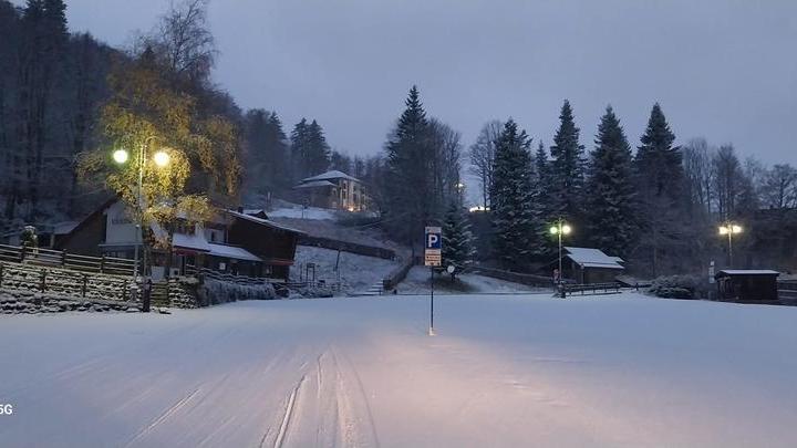 La prima neve caduta oggi all'Abetone
