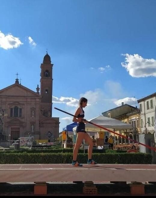 Sofia Homayounfar, la studentessa volante: «Con l’asta voglio superare i tre metri»