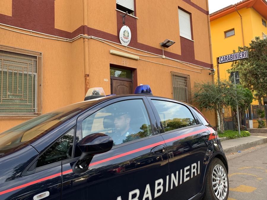 Non rispetta il divieto di avvicinarsi alla ex, 20enne arrestato a Tortolì