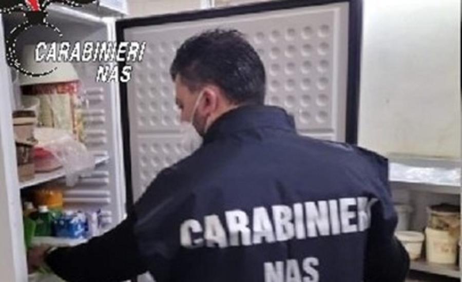 
	I controlli del Nas nel locale

