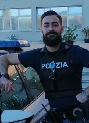 Salva un ventenne sul ponte di Calignaia, il racconto del poliziotto: «Ecco come l'ho aiutato»<br>

