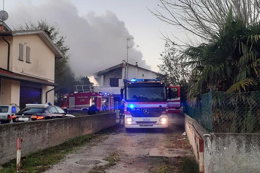 Lido Nazioni, uccisa dalle fiamme in casa: attesa per l’esito dell’autopsia