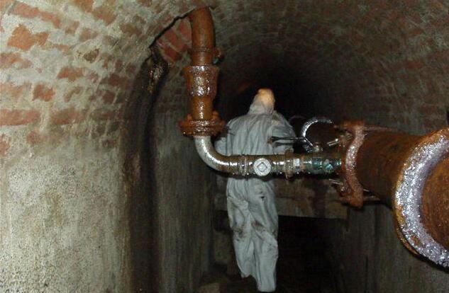 Le gallerie sotterranee dove passano le tubature per l'acqua