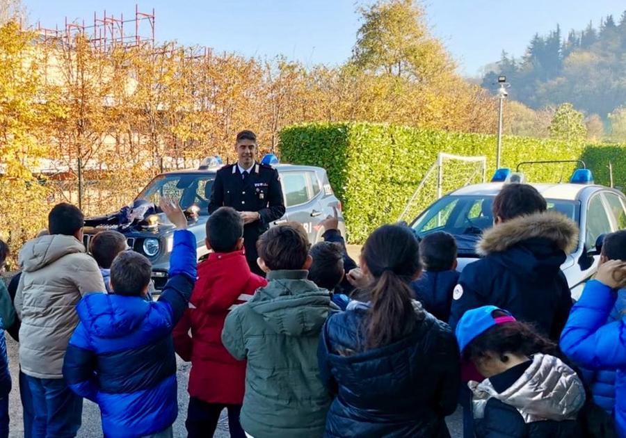 San Polo, bambini in visita in caserma a lezione di legalità