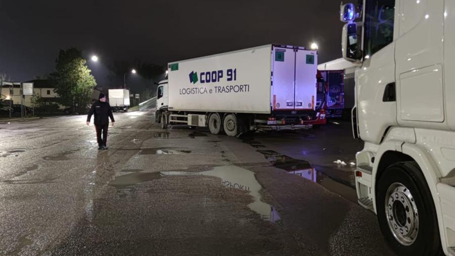 
	Il tir che ha causato la morte della 63enne

