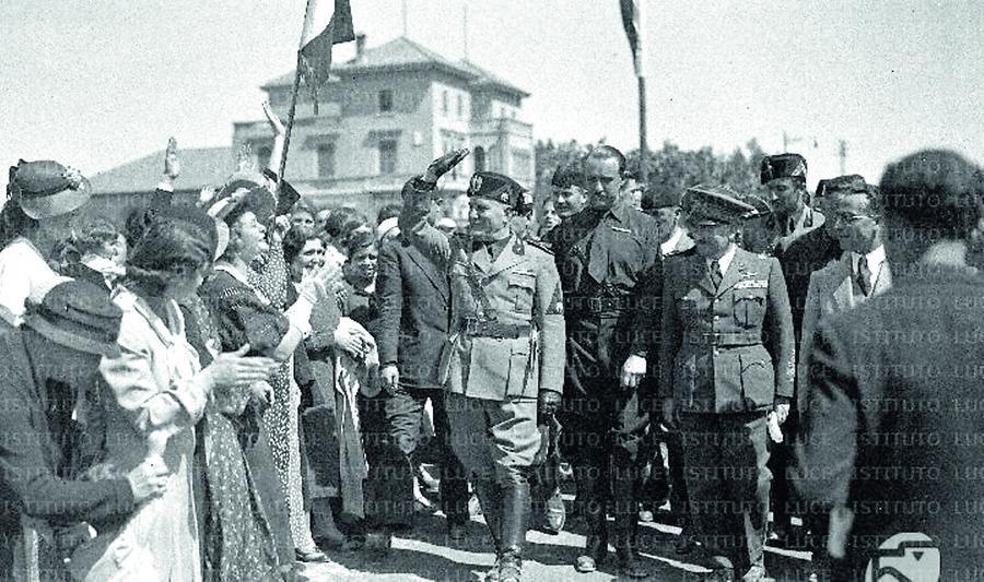 Nomi fascisti alle città nell’isola, non si cambia