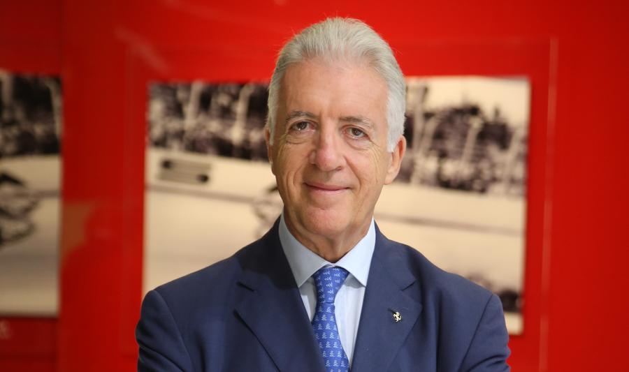 Piero Ferrari: «Io, papà, mamma e l’altra famiglia: la mia vita in un film»