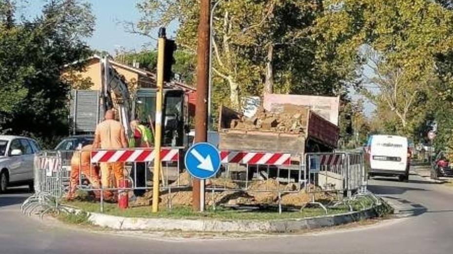 Pisa, rotatorie: costi alle stelle. E Montacchiello slitta