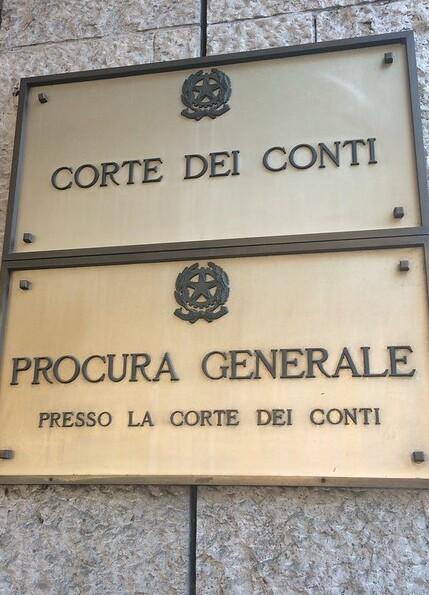 Cartelle dei rifiuti non notificate: società condannata a risarcire il Comune