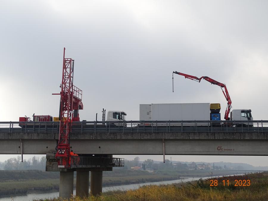 Cispadana, traffico per i lavori sul ponte