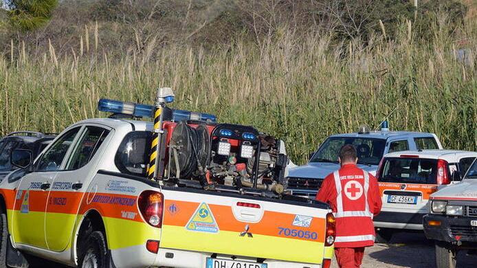 Piombino, trovata morta a Punta Falcone: si attende il via libera per l’autopsia