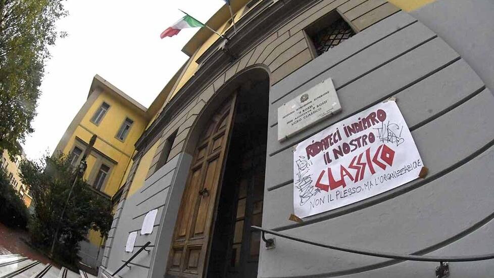 Termosifoni spenti da 7 giorni: gli studenti del Rossi scioperano