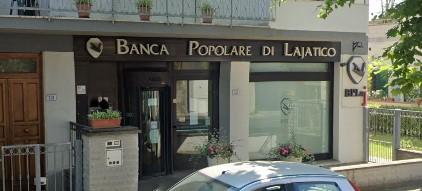 
	La filiale della Banca popolare di Lajatico a Fucecchio presa d'assalto da una banda di ladri

