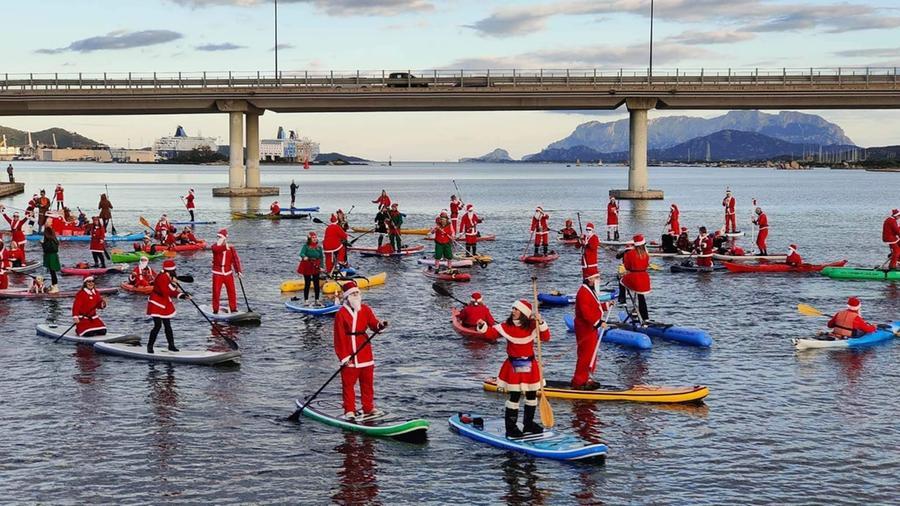 Olbia, “Babbo Natale vien dal mare” e aiuta i piccoli pazienti di Pediatria