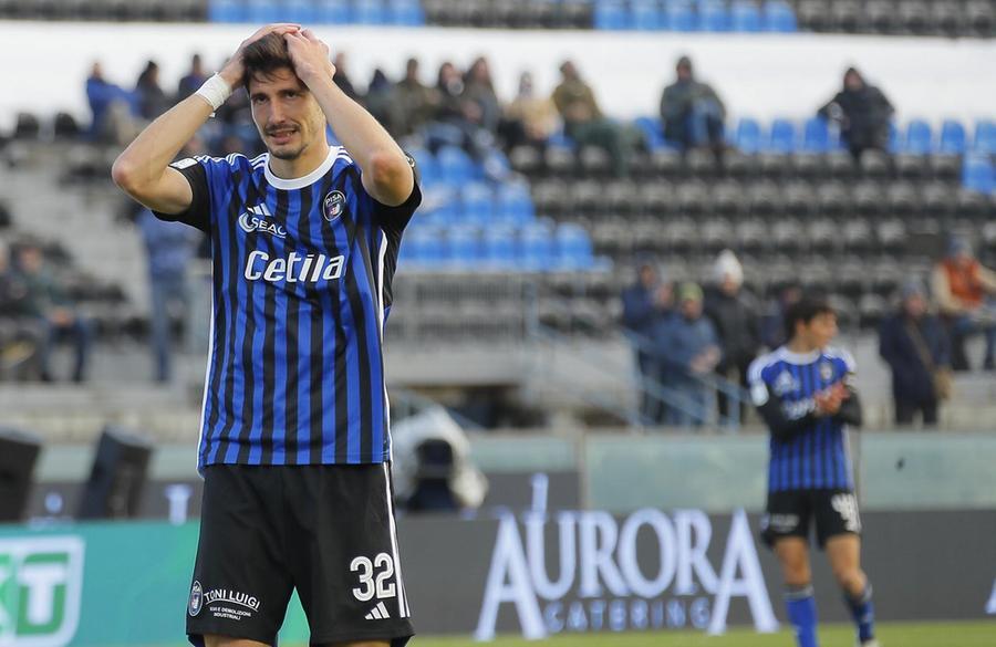 Pisa, pareggio contro la Cremonese nello stadio disertato dalla Curva Nord