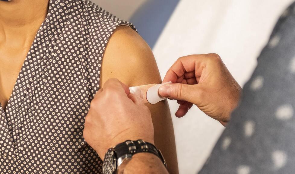 Olbia, vaccini contro l’influenza: «Attese di un mese e mezzo» 