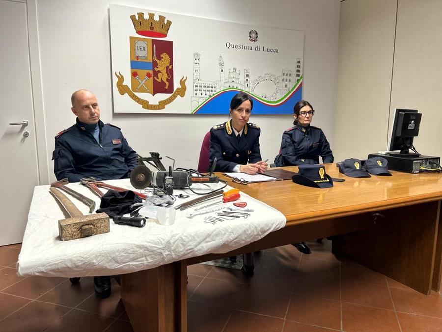 
	La conferenza stampa in Questura&nbsp;

