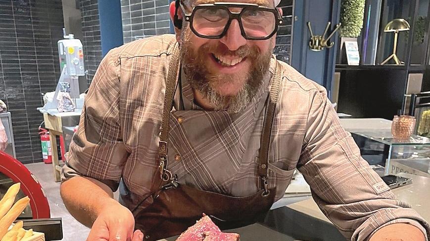Il re della griglia Roberto Pintadu: «Se la carne coltivata è buona mangiamola»