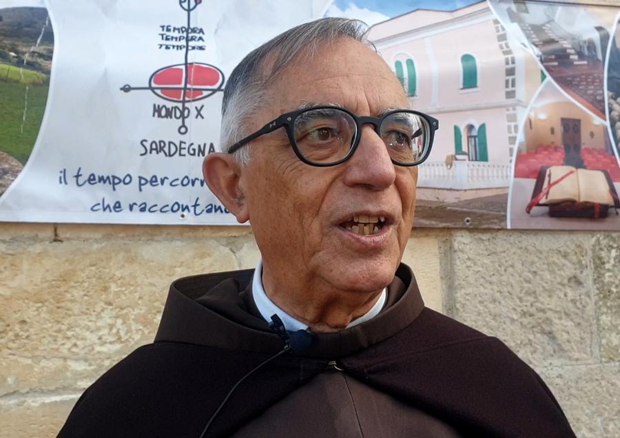 
	Padre Salvatore Morittu (foto Nuvoli)

