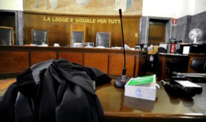 Violenza sulla minore, no alla richiesta dei compaesani di fare scontare i domiciliari nel borgo al colpevole: non può essere controllato