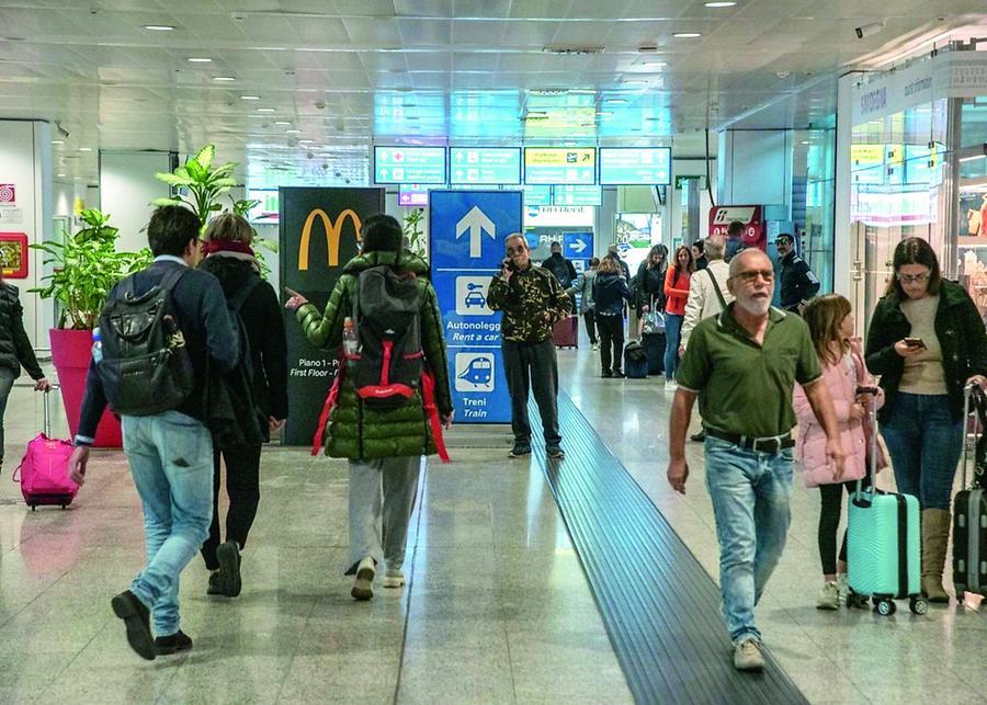 Il caro voli è già partito, a Natale la Sardegna è proibita