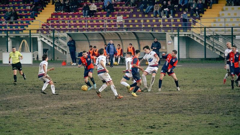 
	Un momento della gara a Camaiore (foto tratta dalla pagina Facebook dello Sporting Cecina)

