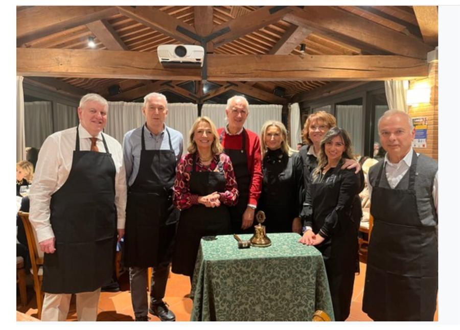 
	I presidenti, da sx: Roberto Natali, Riccardo Lucattelli, Lucia Livatino, Giovanni Tofani, Anna Rita Santoro, Cristina Bardoni, Elisa Chiappinelli e Raffaele Scalise

