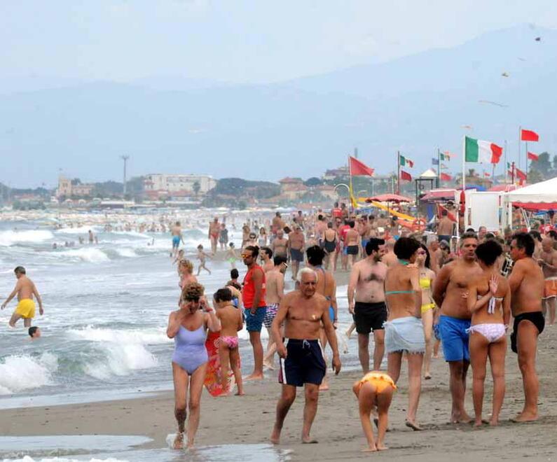 Montignoso, per la proroga delle concessioni arriva la diffida<br type="_moz" />
