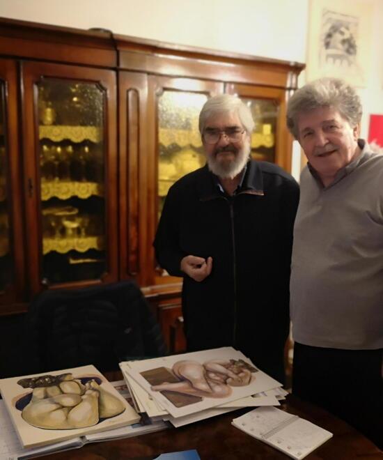 Carrara, dona alla città una grande statua l’artista Franco Mauro Franchi<br>
