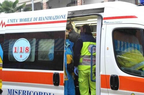Pistoia, si schianta in moto contro un cancello: grave diciassettenne