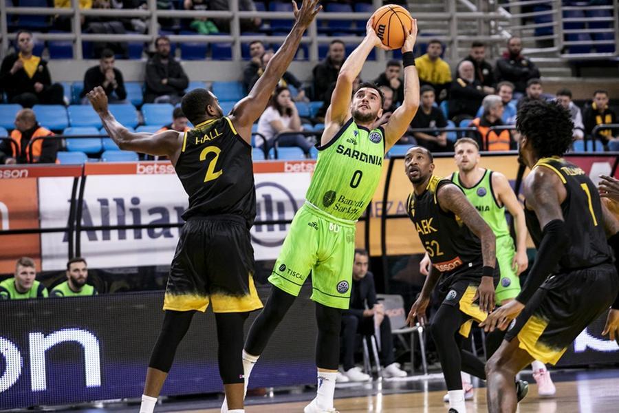 Champions League, la Dinamo perde male ad Atene: 110 punti dall’Aek