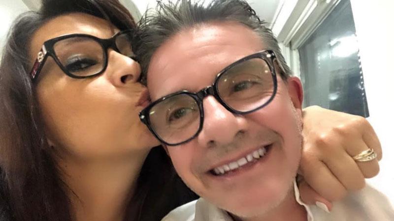 La foto affettuosa con la quale la moglie Sabrina ha voluto salutare l’amato Massimo