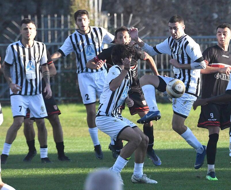 La Massese impegnata in un’azione di gioco