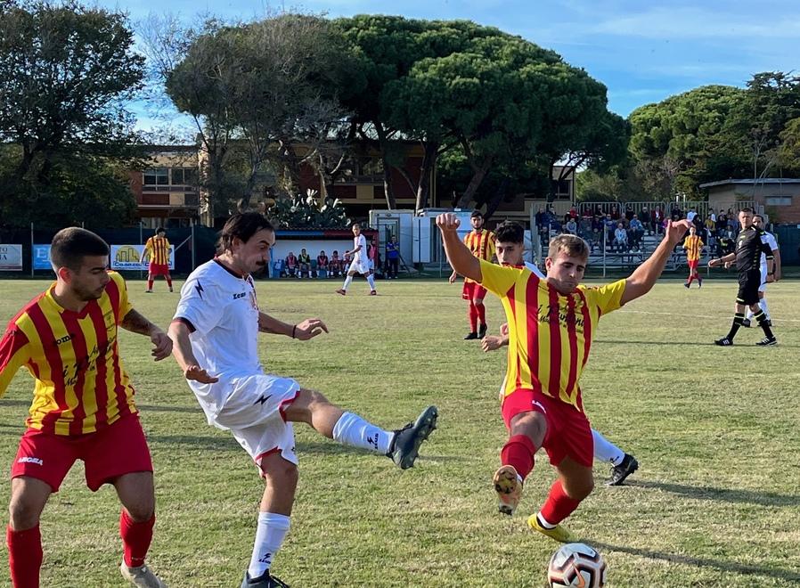 Un match di Terza categoria (foto d’archivio)