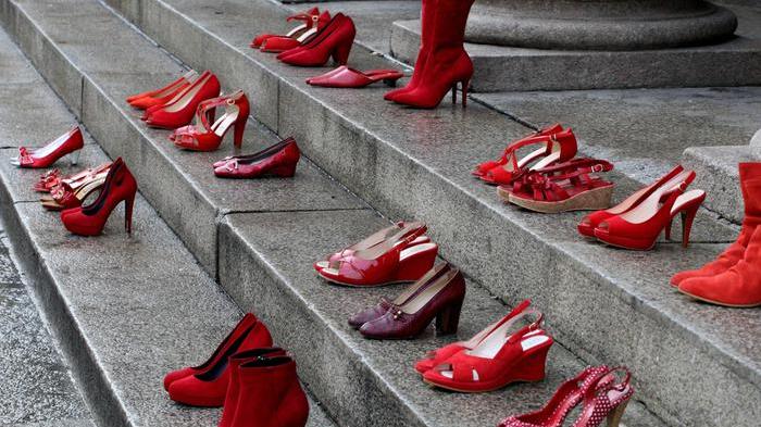 Violenza sulle donne: sequestrata in una stanza d’albergo dall’ex che aveva già denunciato