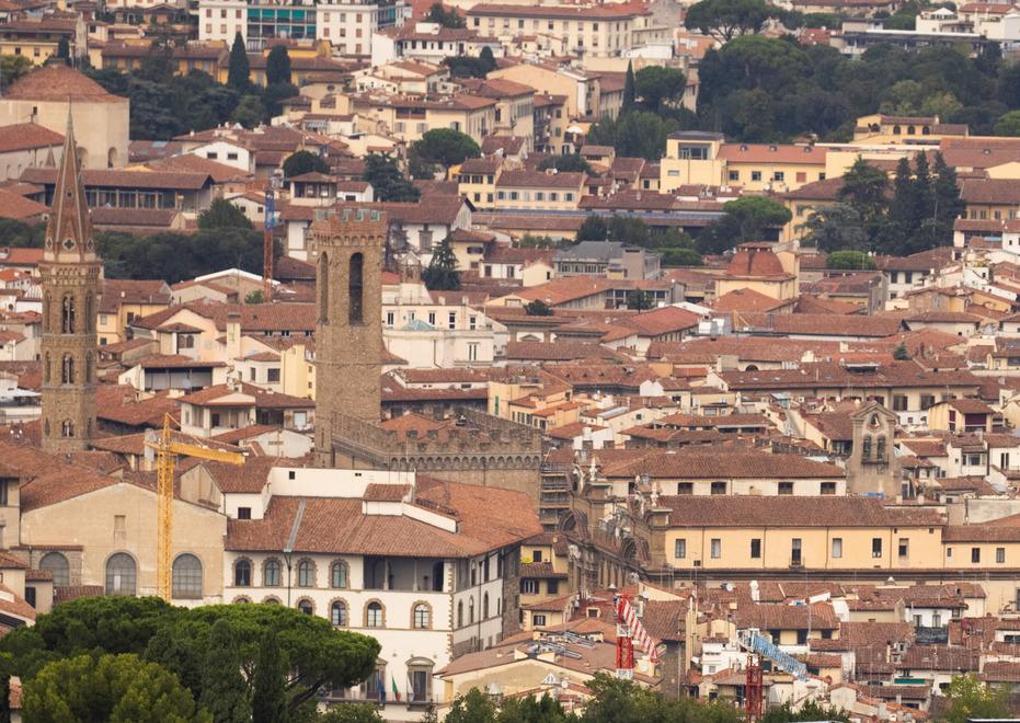 Firenze, affitti brevi: nessuna sospensiva. Resiste la delibera anti-Airbnb