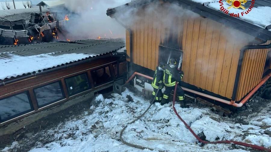 Fanano, stalla a fuoco: strage di vitelli